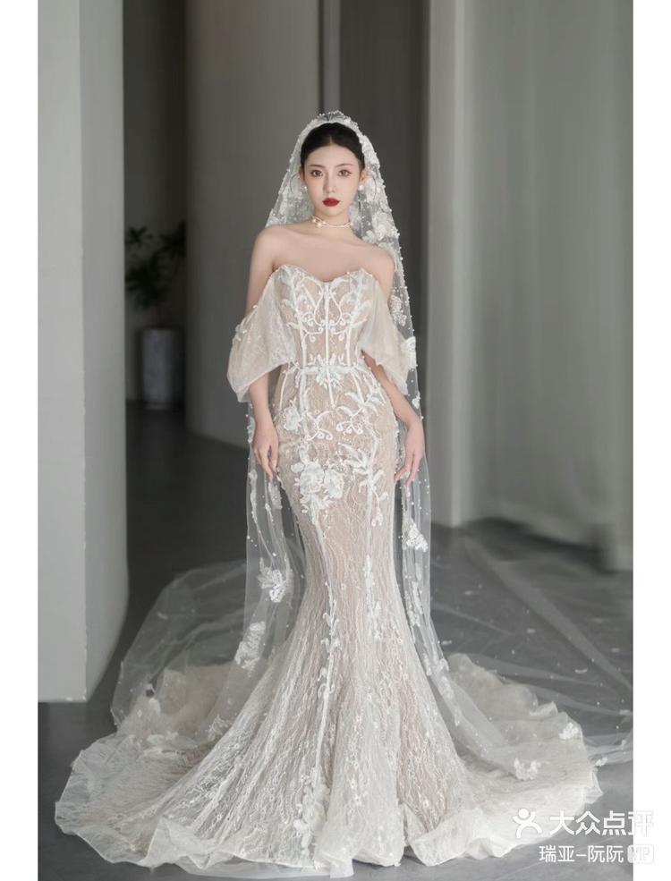 永不过时的鱼尾蕾丝复古婚纱开封新娘