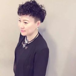 -CARR SALON