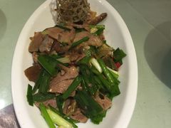 -车之谷·汽车文化主题餐厅(汽开店)