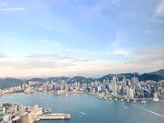 -OZONE 顶楼酒吧(香港丽思卡尔顿酒店)