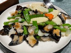 鲜百合煎酿木耳-花城苑广府菜(侨鑫店)