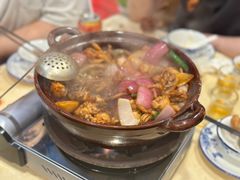 -胡须佬鸡煲四季火锅(龙珠大道店)