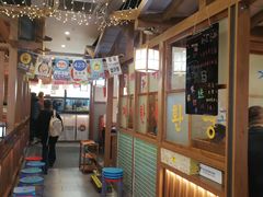 -明洞阿姨·韩式酱蟹烤肉·创意料理(三元桥店)