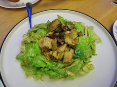 头菜爆螺片-品海楼·大连海胆锅贴馆(东港店)