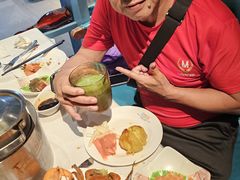 -领鲜活海鲜榴莲自助火锅(东门店)