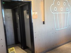 -麦当劳(展览路店)
