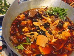 -川流不息·地道川菜·小龙虾(新松江路店)