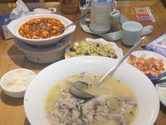 -严记小天府酸菜鱼(西四路店)