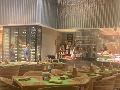 -两咖啡自助餐厅(静安香格里拉酒店)