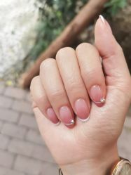 -蜜丝卡伦美甲美睫半永久