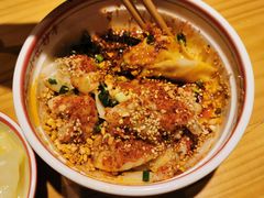 -八二小区抄手(龙湖上城天街店)