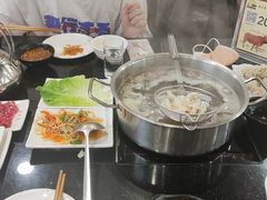 白百叶-潮汕美牛肉丸火锅店(天宁寺店)