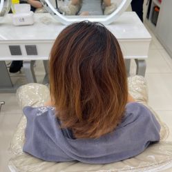 -十六番发型师事务所