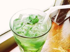 -雕刻时光咖啡馆(交大店)