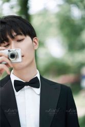 -易摄影婚纱摄影工作室