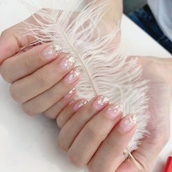 -柴小姐美睫美甲