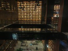-半山书局(新世纪商城店)