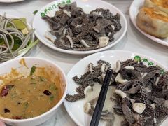 -尹记门钉肉饼(丰台站店)