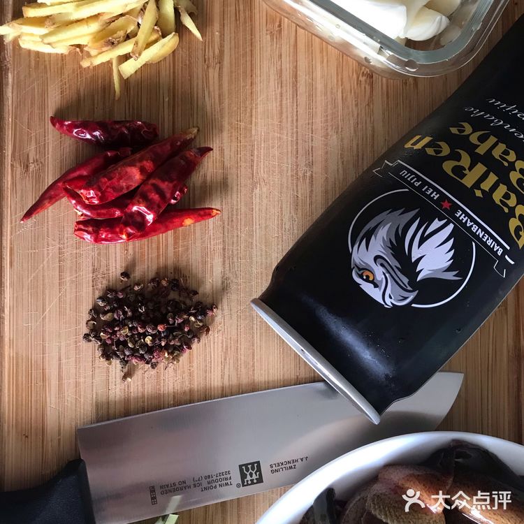 ️在家研究新菜谱。今天我们来做红烧鳝鱼