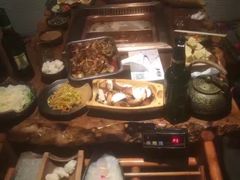 -老牌坊云南鱼豆花火锅(爱建店)
