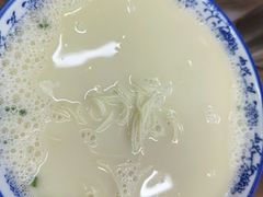 -雪琴面馆富安特色鱼汤面(城中花园店)