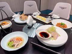 -百鸟朝凤宴会中心