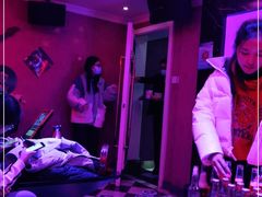 -阳光钱柜KTV(八一路店)