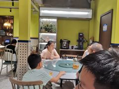 -黄泥岗·地道湖北菜(奥特莱斯店)