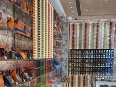 -VENCHI 闻绮(上海佛罗伦萨小镇店)