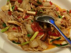 -黔蘑菇四季餐厅(观山湖店)