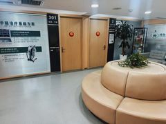 -大连何氏眼科医院