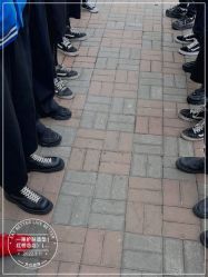 -一東造型烫发染发