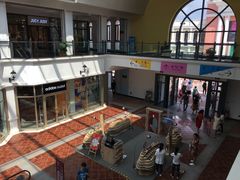 -枫叶小镇奥特莱斯