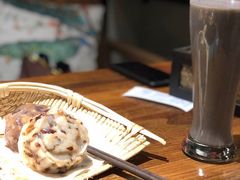 -八月美食小馆(银泰城总店)