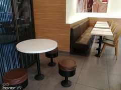 用餐区-永和大王(万顺路店)