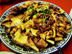 -壹阁胡羊焖饼(特色小吃街店)