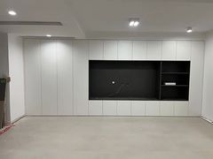 -红星美凯龙全球家居生活广场卡子门店-停车场