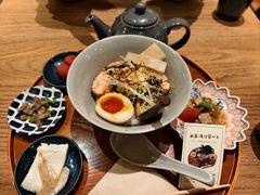 -啢啢茶寮(芳华横街店)