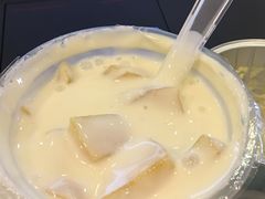 现制黄桃酸奶-7cake榴莲千层蛋糕(塘苗路店)