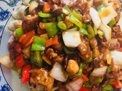 羊肉口蘑焖莜面-王村姑老土炕莜面村(桥东店)