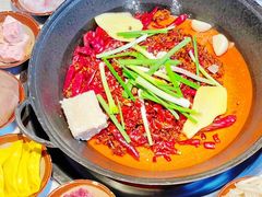-芈重山老火锅(广州首店)