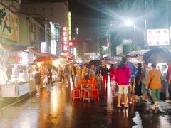 -六合夜市