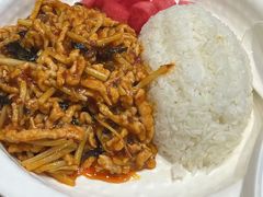 鱼香肉丝饭-阳阳中国饭(北京荟聚店)