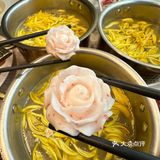 扬州首家！！最nb好吃的菊花火锅。。。
