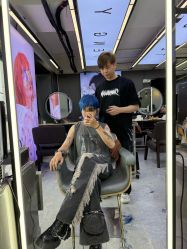 -藤野造型烫发染发