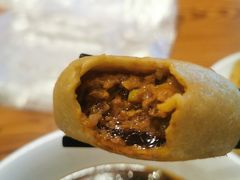 -清真吴记门钉肉饼·喜多利