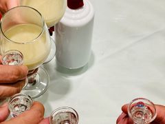 -沪华海鲜大酒楼(南汇店)
