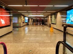 -红土地(地铁站)