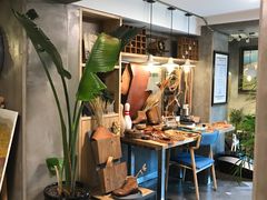 -HIGH FIVE哈福手工汉堡(桂林路店)