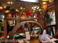 -东巴人鱼豆花火锅(幸福街店)